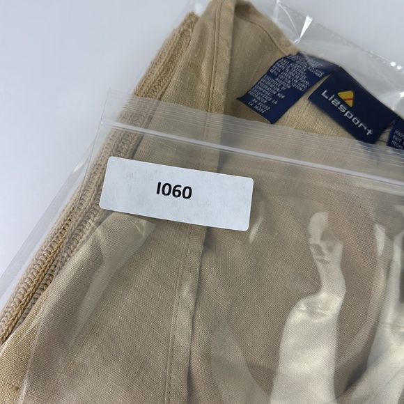 Vintage Lizsport Linen Blend Cream Boxy Ribbed Button Down Vest - Picture 8 of 8